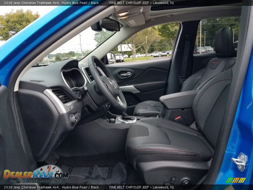 Front Seat of 2018 Jeep Cherokee Trailhawk 4x4 Photo #25