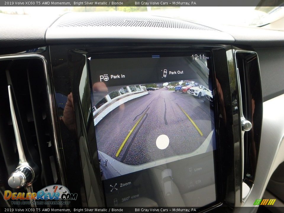 2019 Volvo XC60 T5 AWD Momentum Bright Silver Metallic / Blonde Photo #15