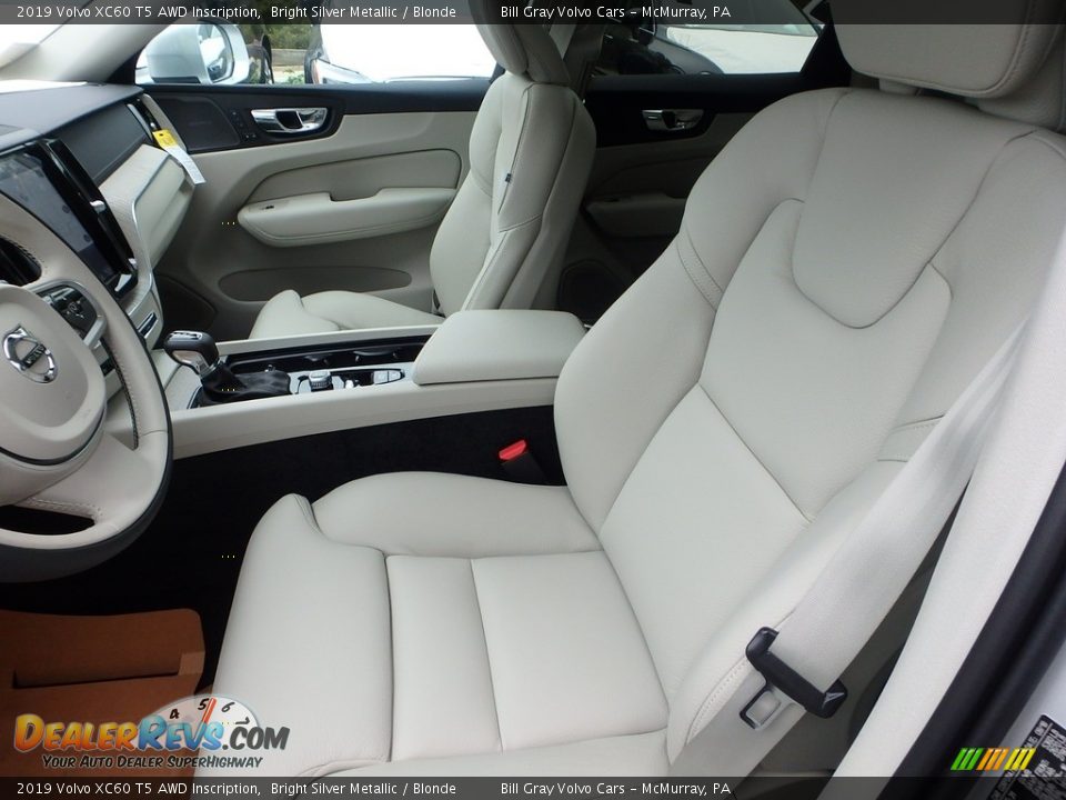 Front Seat of 2019 Volvo XC60 T5 AWD Inscription Photo #7