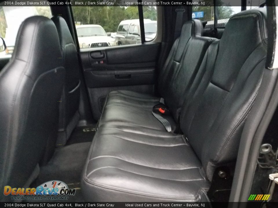 2004 Dodge Dakota SLT Quad Cab 4x4 Black / Dark Slate Gray Photo #16
