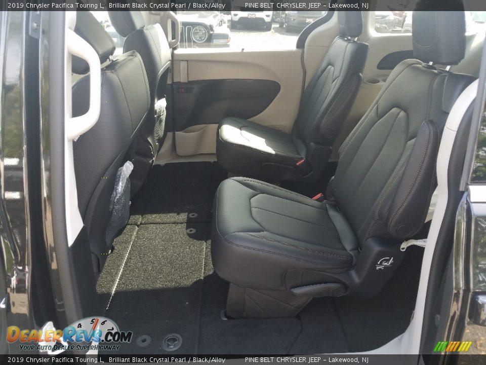Rear Seat of 2019 Chrysler Pacifica Touring L Photo #8