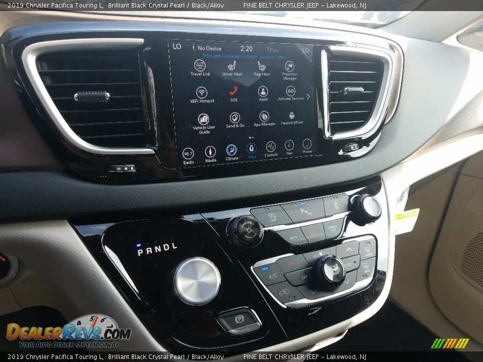 Controls of 2019 Chrysler Pacifica Touring L Photo #10
