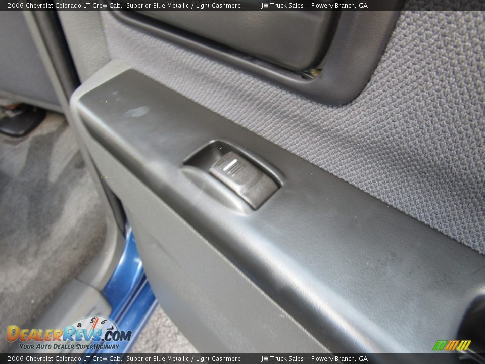2006 Chevrolet Colorado LT Crew Cab Superior Blue Metallic / Light Cashmere Photo #26