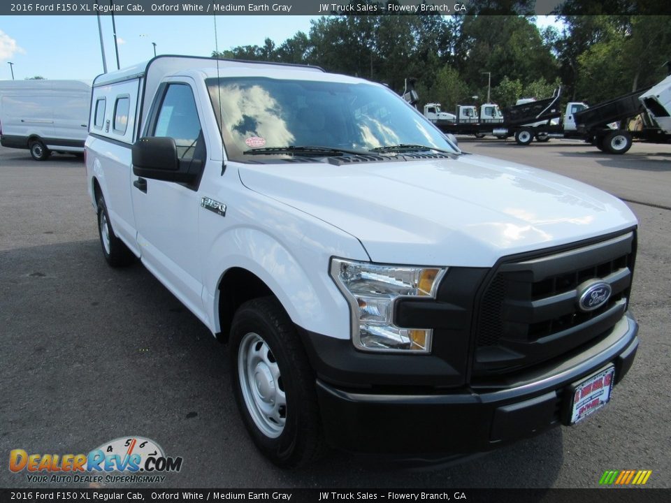 2016 Ford F150 XL Regular Cab Oxford White / Medium Earth Gray Photo #7
