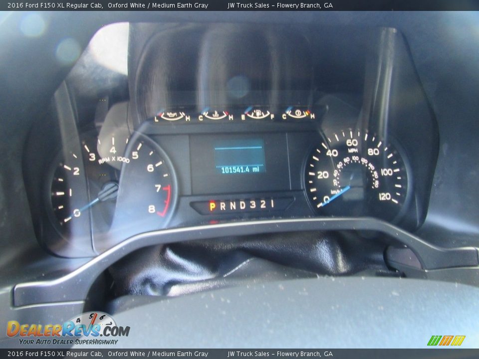 2016 Ford F150 XL Regular Cab Oxford White / Medium Earth Gray Photo #19