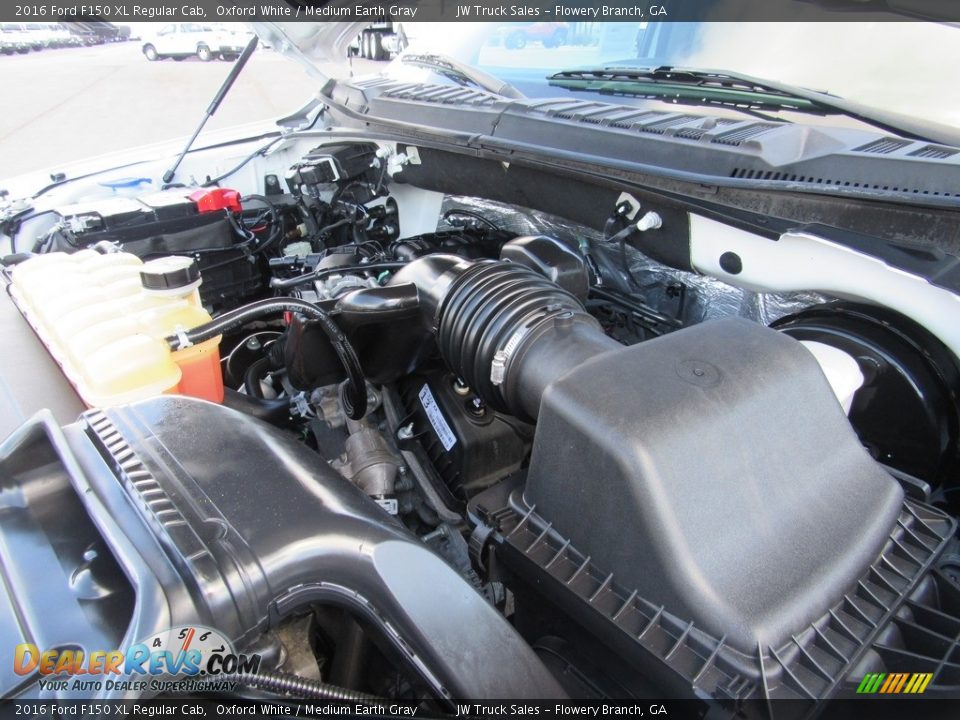 2016 Ford F150 XL Regular Cab Oxford White / Medium Earth Gray Photo #27