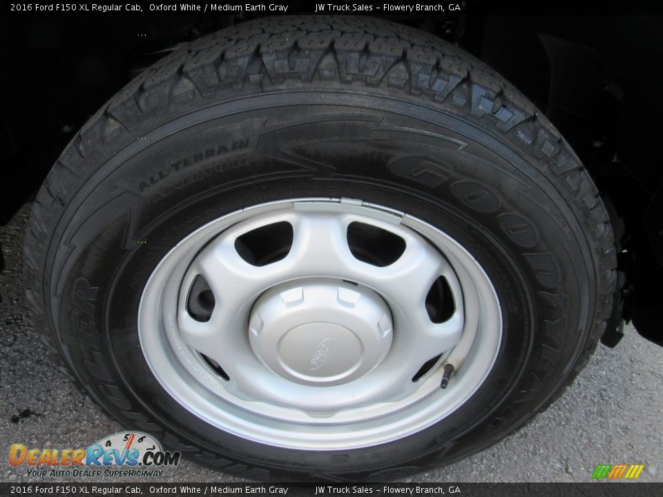 2016 Ford F150 XL Regular Cab Oxford White / Medium Earth Gray Photo #29