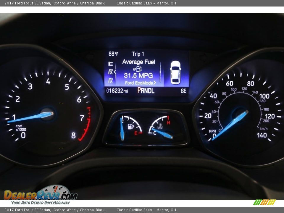 2017 Ford Focus SE Sedan Oxford White / Charcoal Black Photo #7