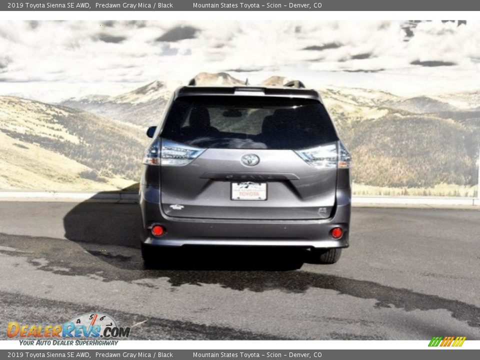 2019 Toyota Sienna SE AWD Predawn Gray Mica / Black Photo #4
