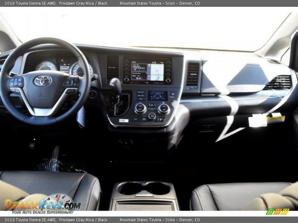 2019 Toyota Sienna SE AWD Predawn Gray Mica / Black Photo #8