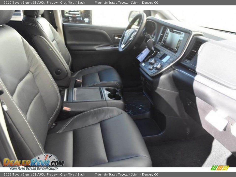 2019 Toyota Sienna SE AWD Predawn Gray Mica / Black Photo #12