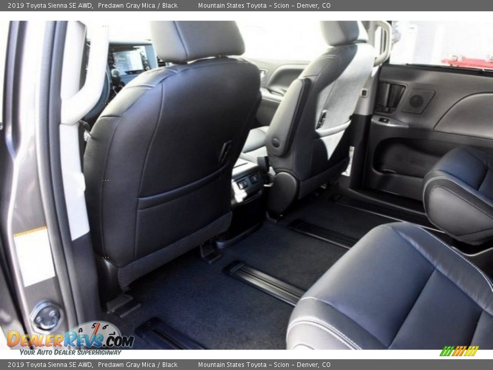 2019 Toyota Sienna SE AWD Predawn Gray Mica / Black Photo #14