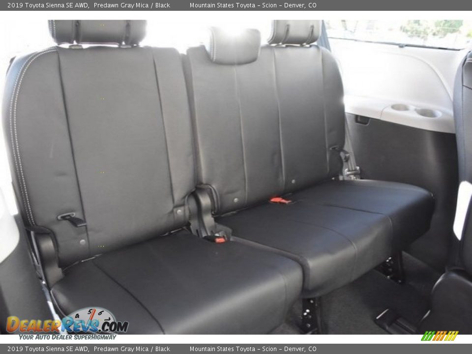 2019 Toyota Sienna SE AWD Predawn Gray Mica / Black Photo #20