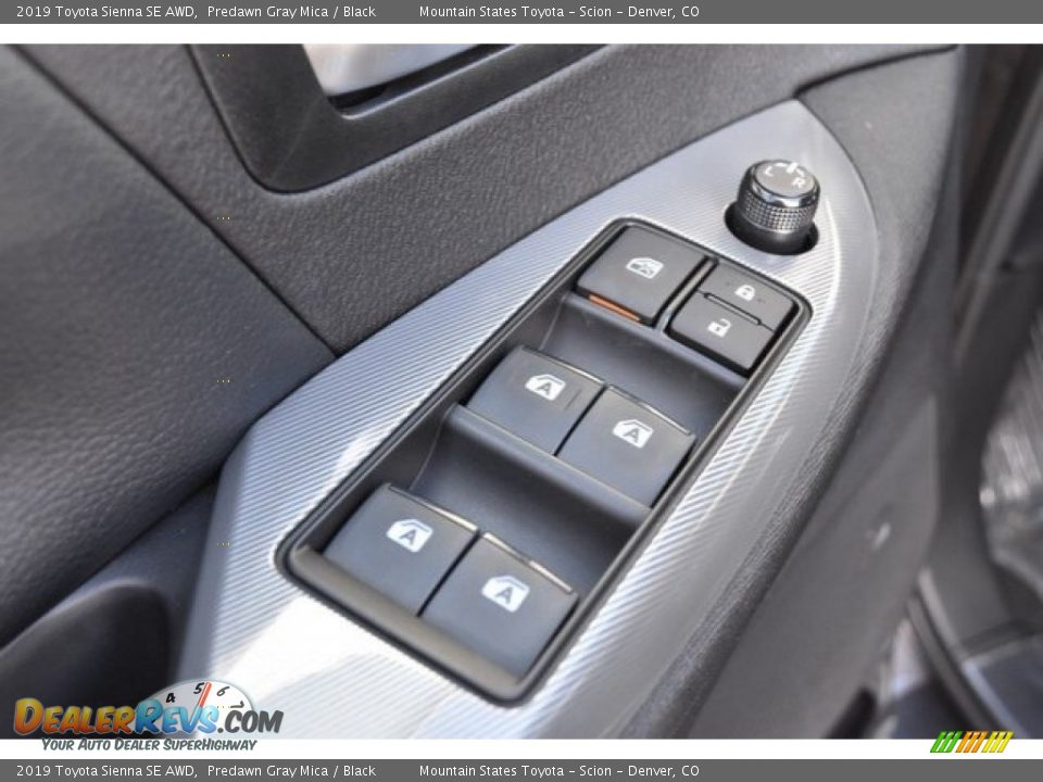 2019 Toyota Sienna SE AWD Predawn Gray Mica / Black Photo #26