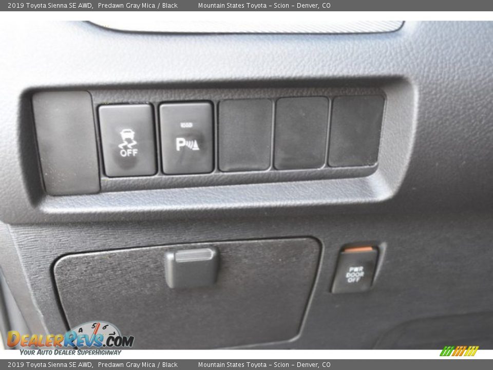 2019 Toyota Sienna SE AWD Predawn Gray Mica / Black Photo #27