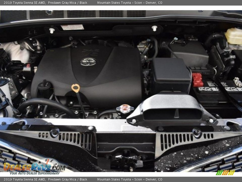 2019 Toyota Sienna SE AWD Predawn Gray Mica / Black Photo #33