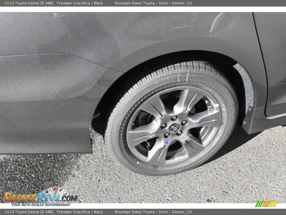 2019 Toyota Sienna SE AWD Predawn Gray Mica / Black Photo #36