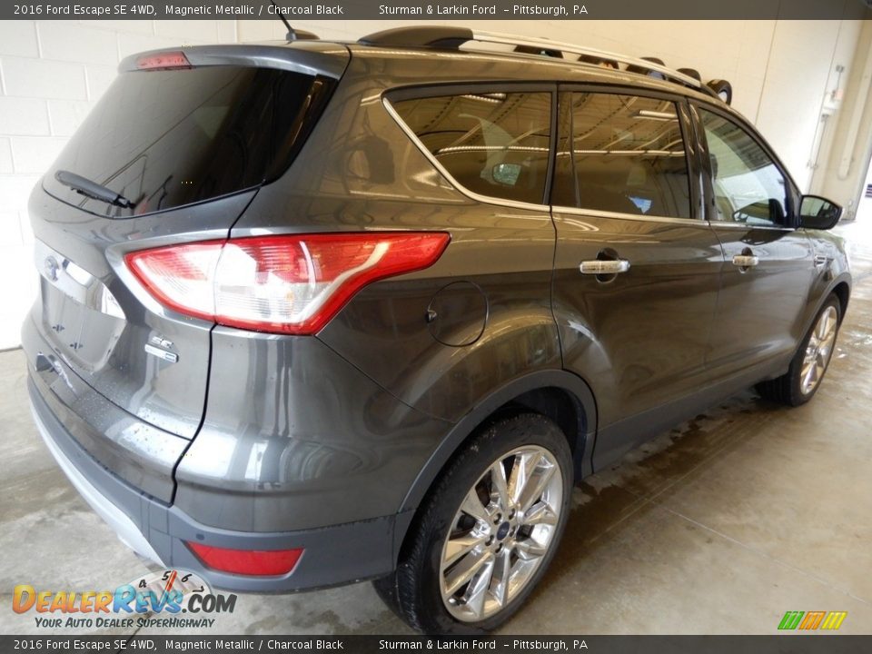 2016 Ford Escape SE 4WD Magnetic Metallic / Charcoal Black Photo #4