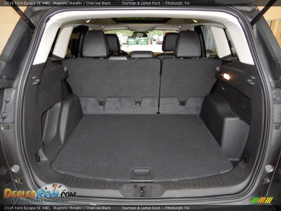 2016 Ford Escape SE 4WD Magnetic Metallic / Charcoal Black Photo #8