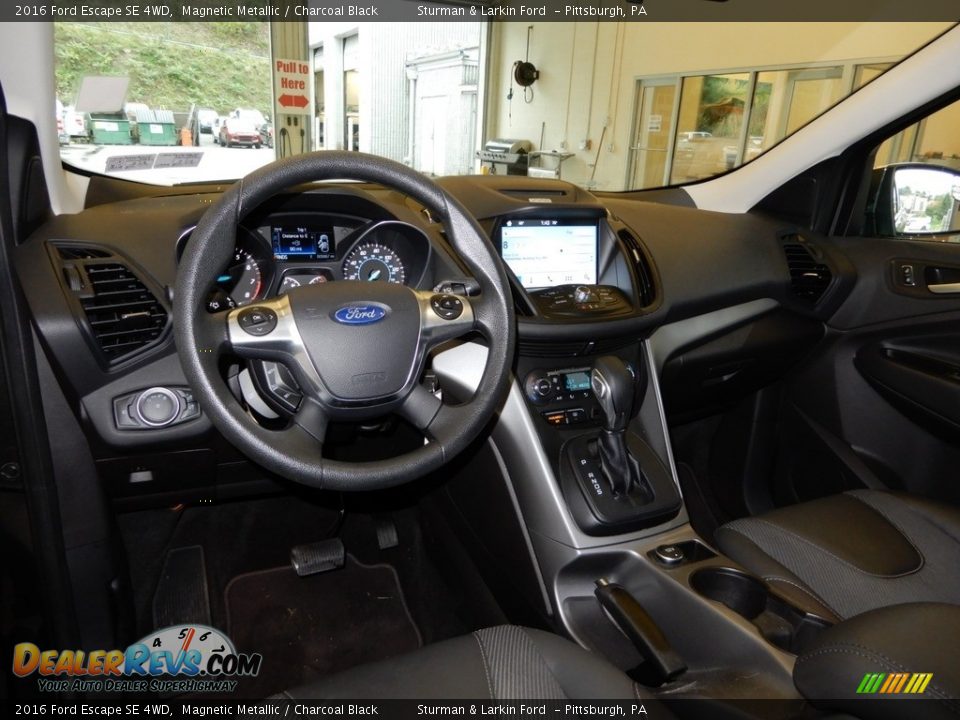 2016 Ford Escape SE 4WD Magnetic Metallic / Charcoal Black Photo #17