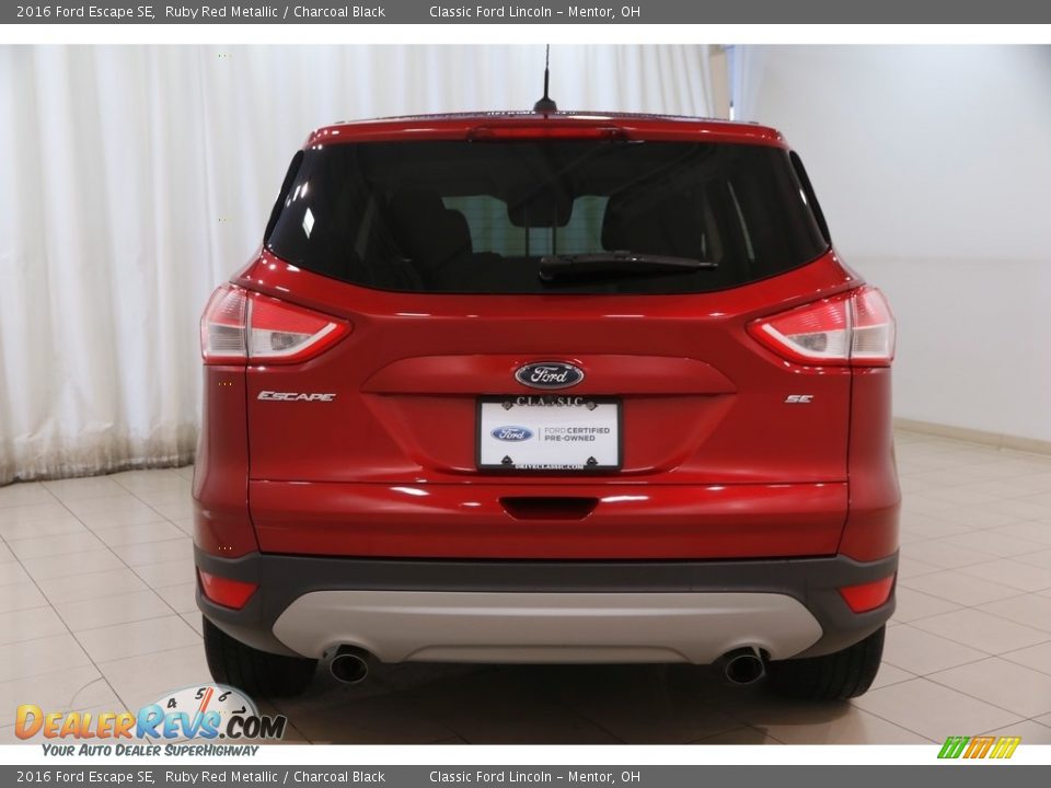 2016 Ford Escape SE Ruby Red Metallic / Charcoal Black Photo #14
