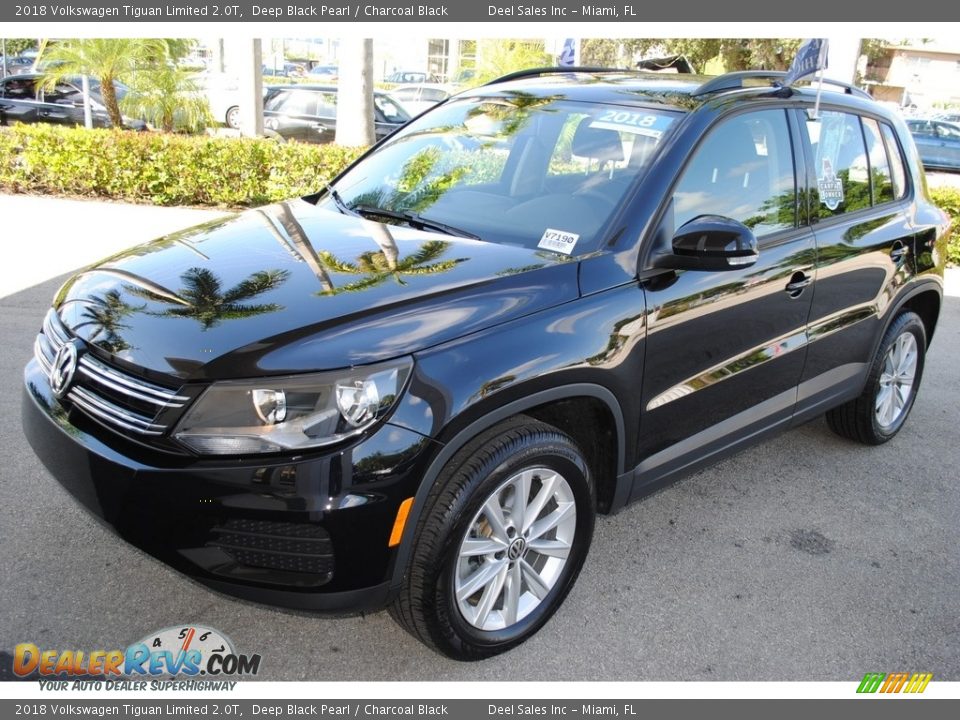 2018 Volkswagen Tiguan Limited 2.0T Deep Black Pearl / Charcoal Black Photo #4