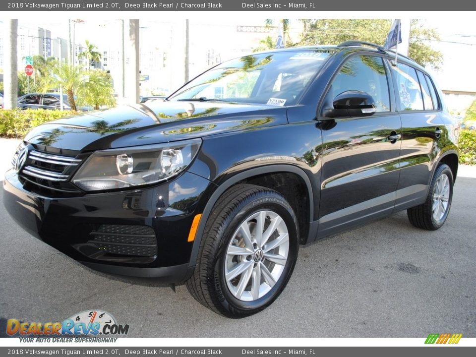 2018 Volkswagen Tiguan Limited 2.0T Deep Black Pearl / Charcoal Black Photo #5