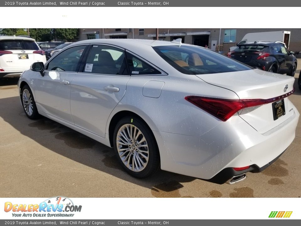 2019 Toyota Avalon Limited Wind Chill Pearl / Cognac Photo #2