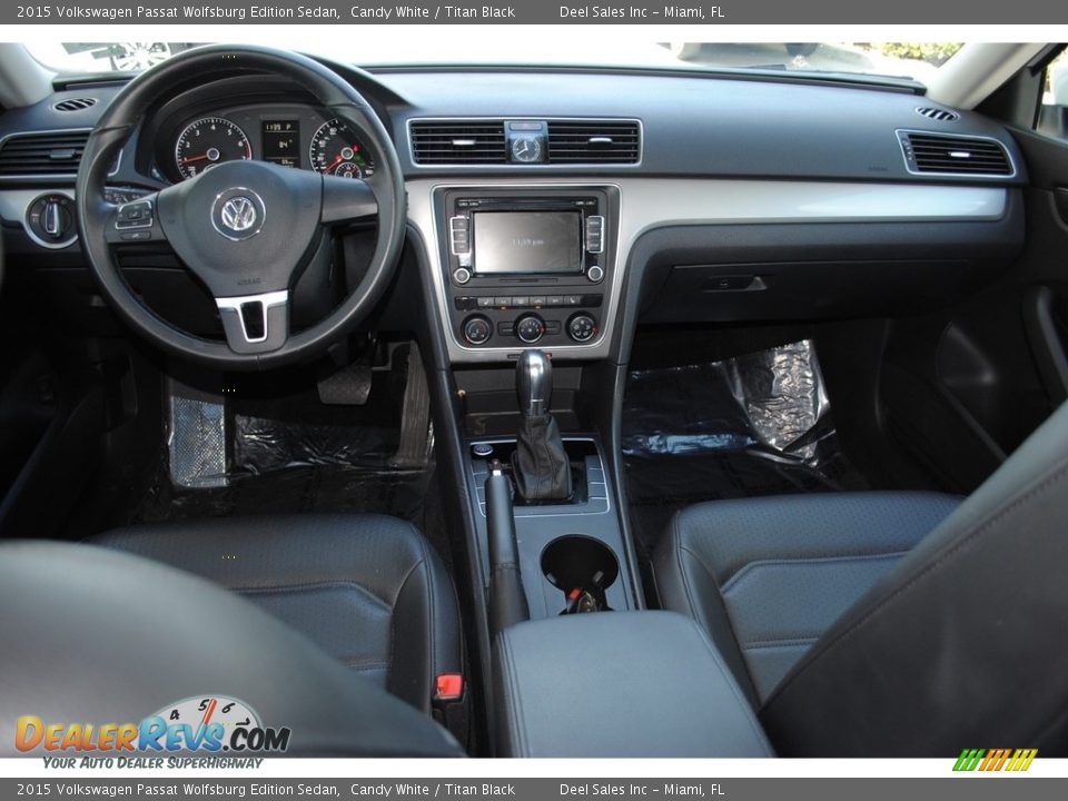 2015 Volkswagen Passat Wolfsburg Edition Sedan Candy White / Titan Black Photo #12