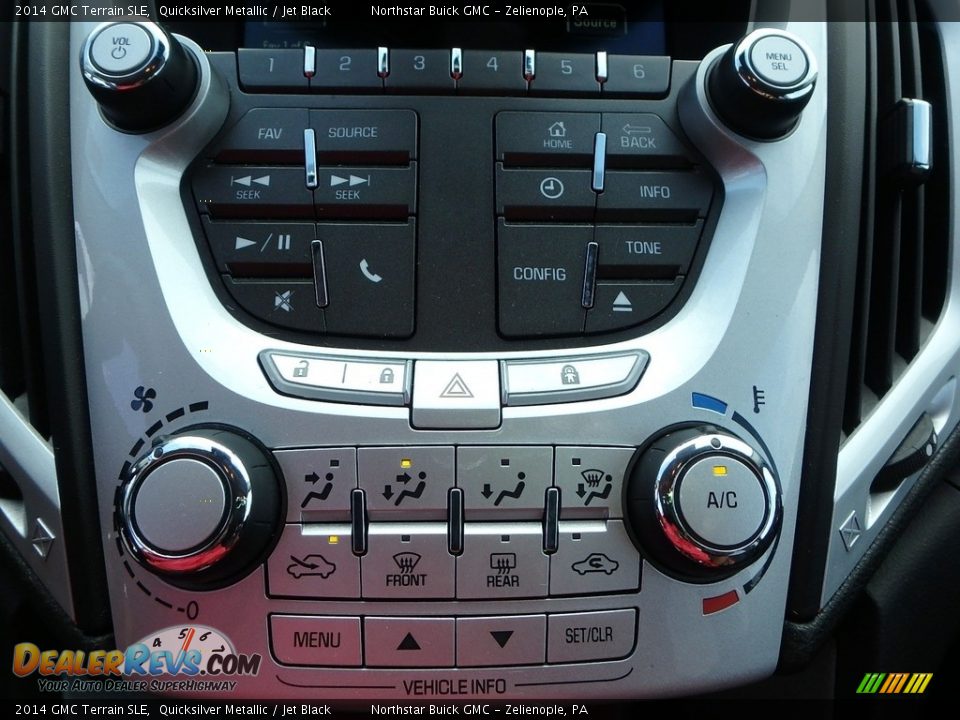2014 GMC Terrain SLE Quicksilver Metallic / Jet Black Photo #28
