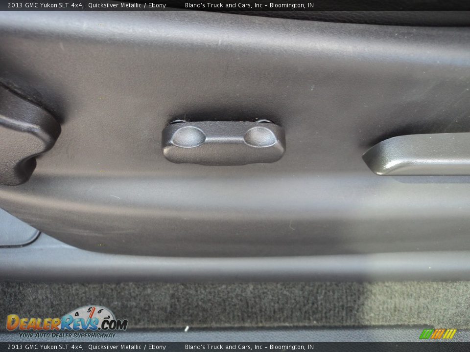 2013 GMC Yukon SLT 4x4 Quicksilver Metallic / Ebony Photo #11