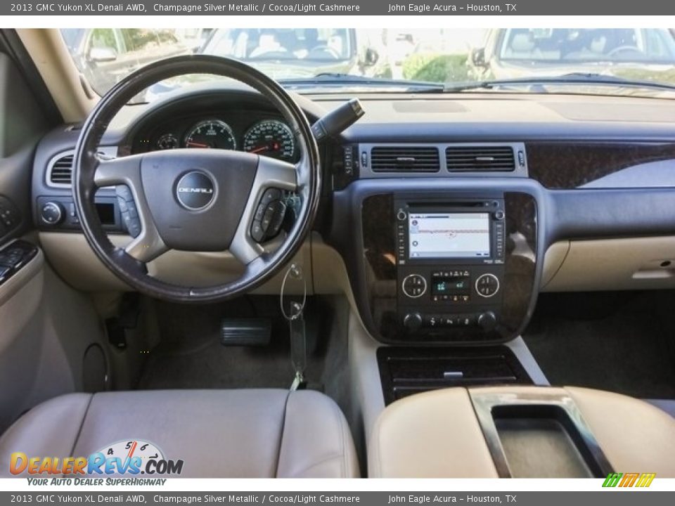 2013 GMC Yukon XL Denali AWD Champagne Silver Metallic / Cocoa/Light Cashmere Photo #23