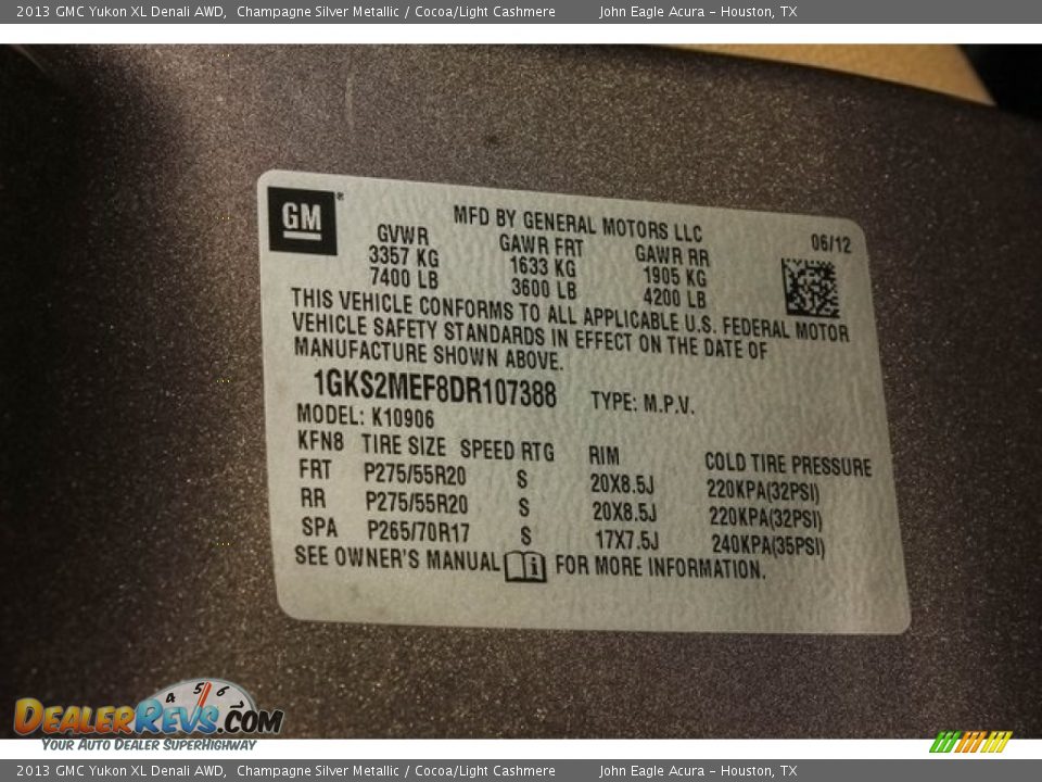 2013 GMC Yukon XL Denali AWD Champagne Silver Metallic / Cocoa/Light Cashmere Photo #35