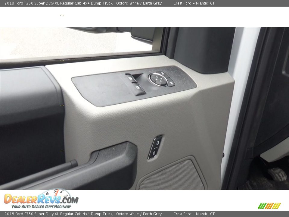 2018 Ford F350 Super Duty XL Regular Cab 4x4 Dump Truck Oxford White / Earth Gray Photo #11