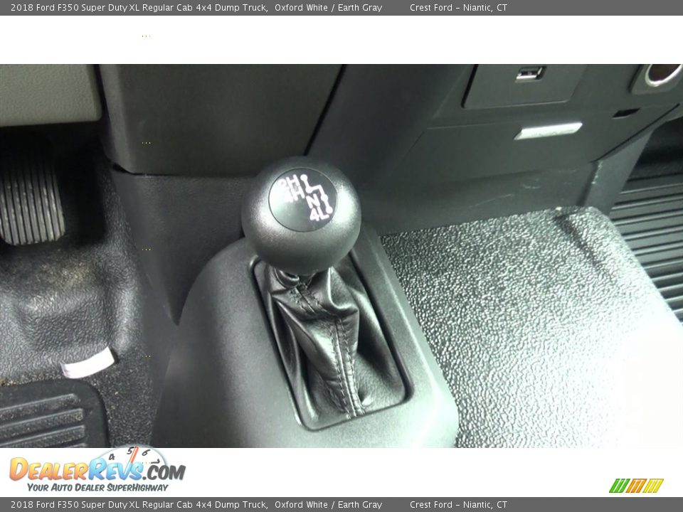 2018 Ford F350 Super Duty XL Regular Cab 4x4 Dump Truck Oxford White / Earth Gray Photo #15