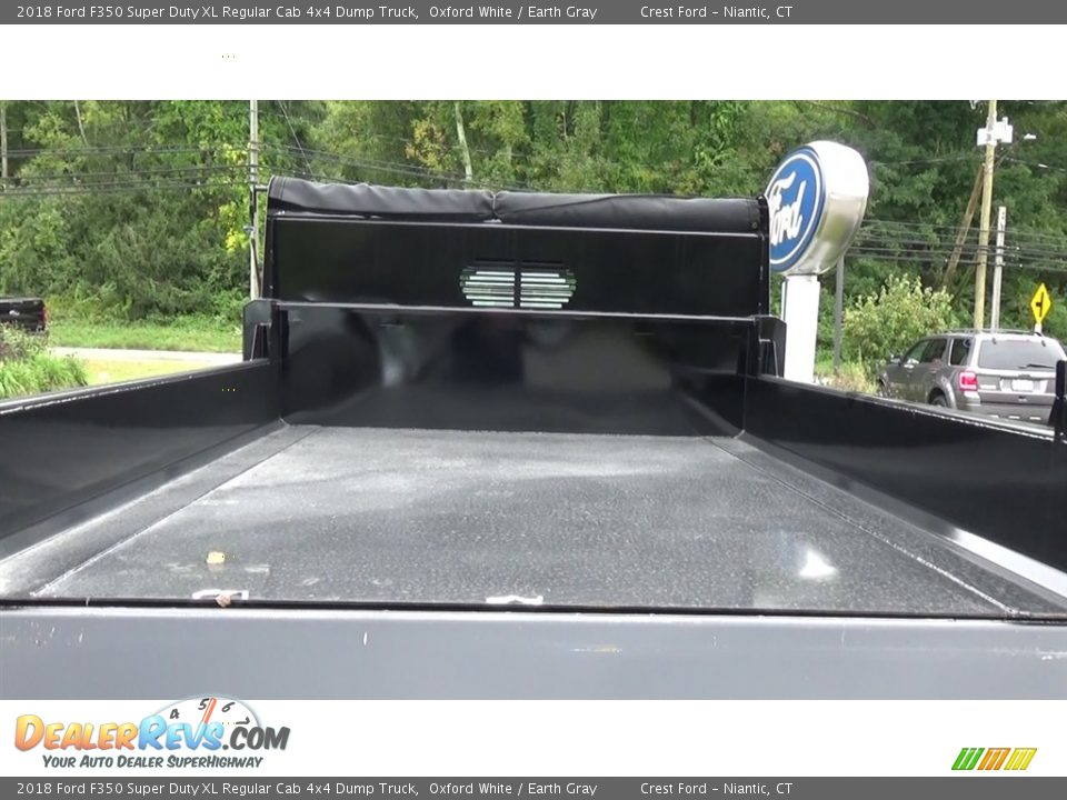 2018 Ford F350 Super Duty XL Regular Cab 4x4 Dump Truck Oxford White / Earth Gray Photo #18