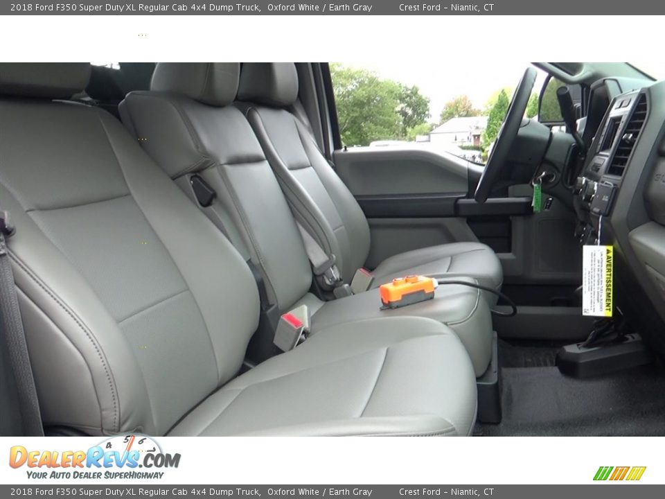 2018 Ford F350 Super Duty XL Regular Cab 4x4 Dump Truck Oxford White / Earth Gray Photo #20