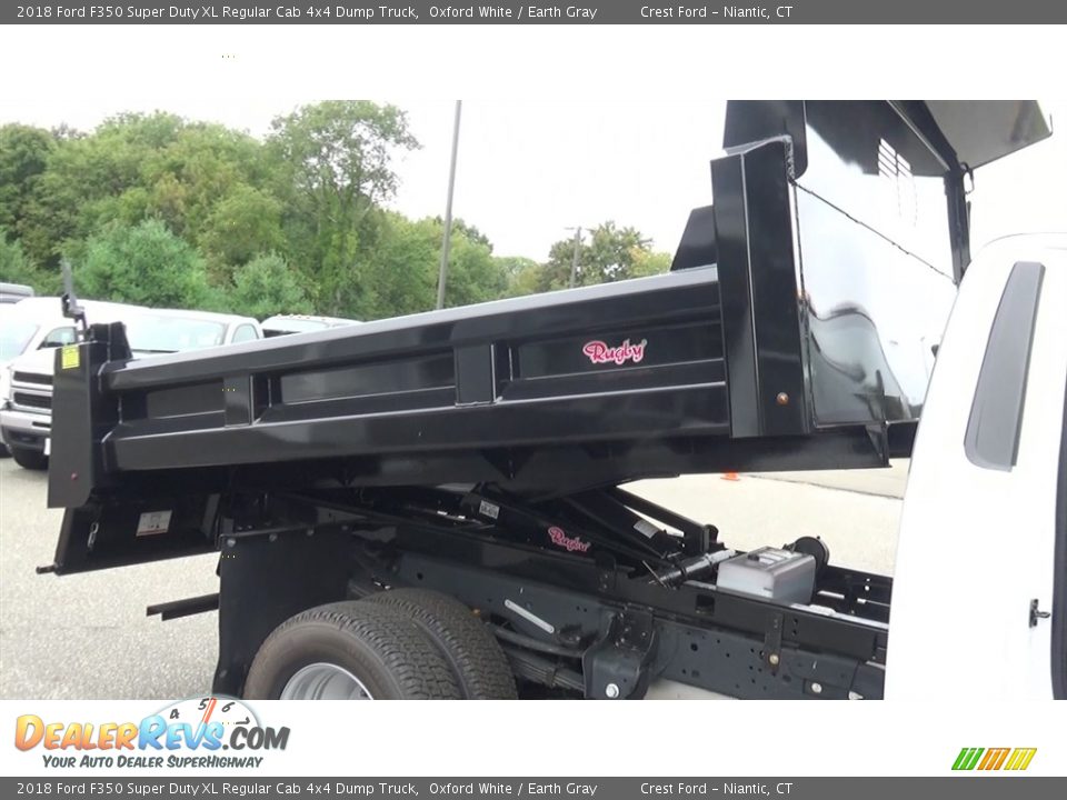 2018 Ford F350 Super Duty XL Regular Cab 4x4 Dump Truck Oxford White / Earth Gray Photo #23