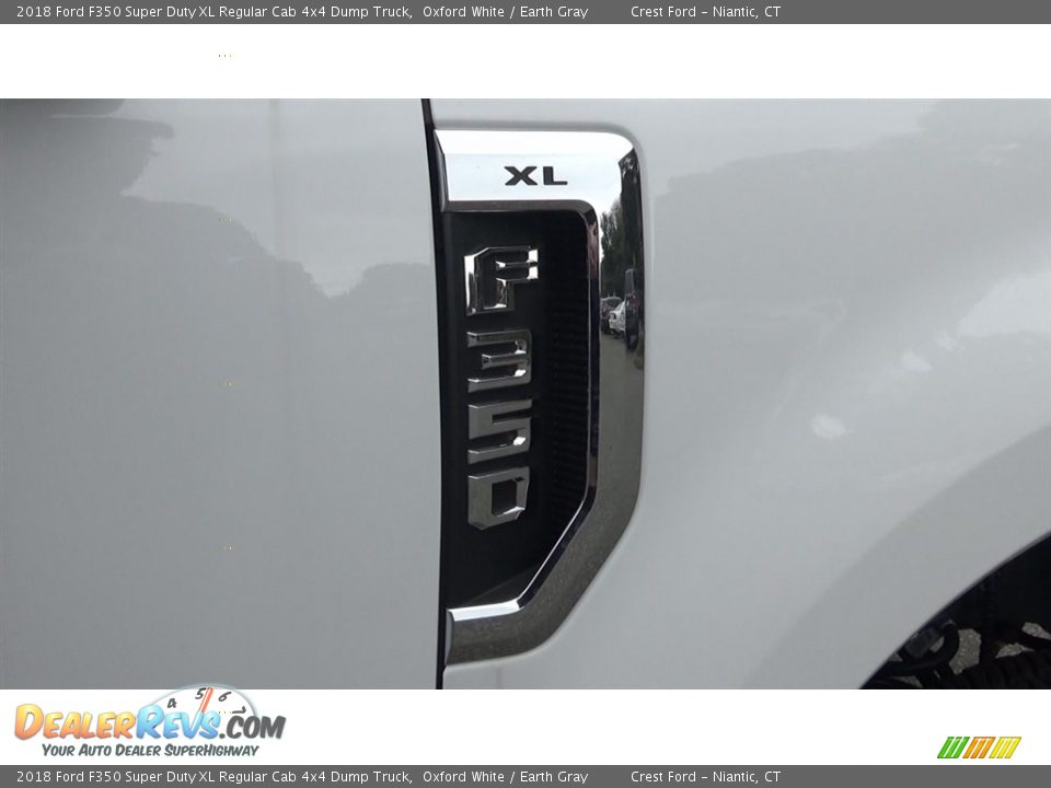 2018 Ford F350 Super Duty XL Regular Cab 4x4 Dump Truck Oxford White / Earth Gray Photo #24