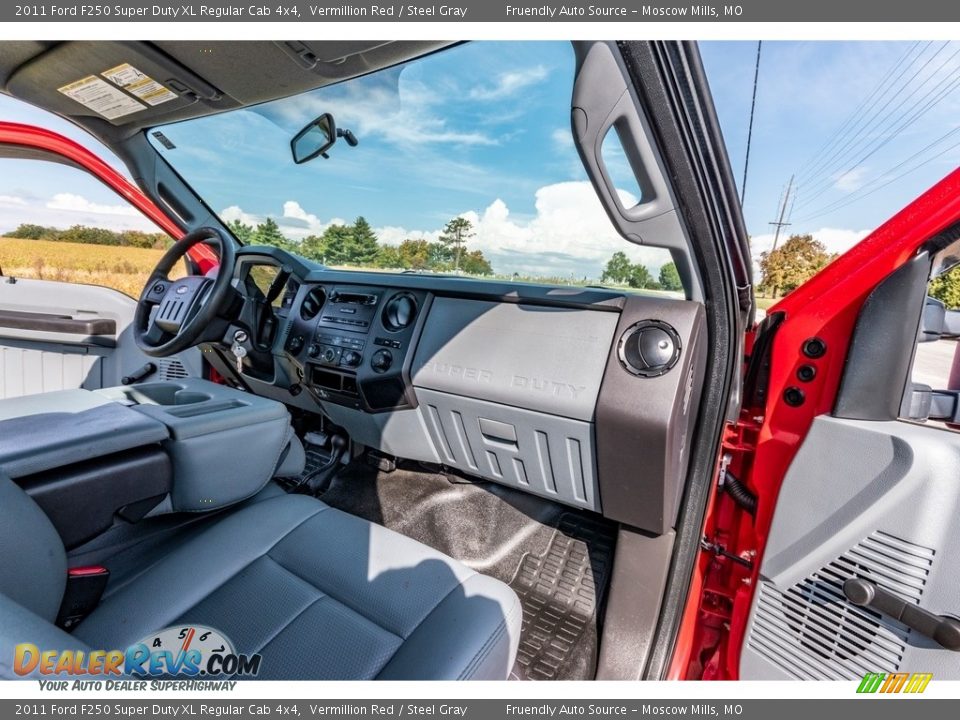 2011 Ford F250 Super Duty XL Regular Cab 4x4 Vermillion Red / Steel Gray Photo #26
