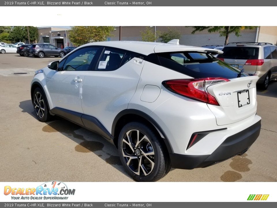 2019 Toyota C-HR XLE Blizzard White Pearl / Black Photo #2