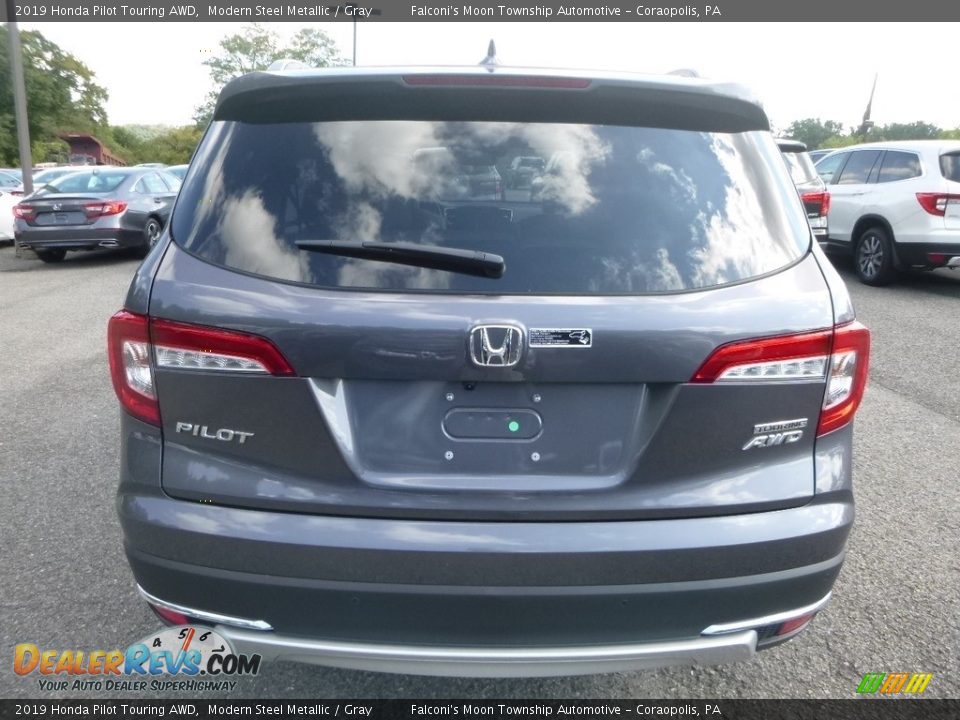 Modern Steel Metallic 2019 Honda Pilot Touring AWD Photo #3