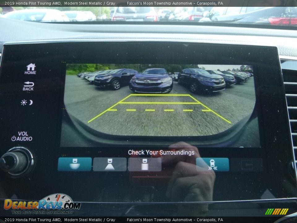 2019 Honda Pilot Touring AWD Modern Steel Metallic / Gray Photo #16