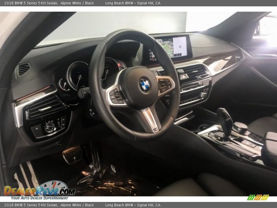 2018 BMW 5 Series 540i Sedan Alpine White / Black Photo #19
