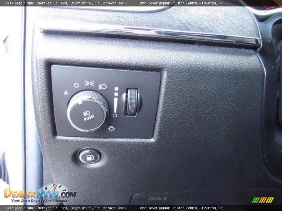 2014 Jeep Grand Cherokee SRT 4x4 Bright White / SRT Morocco Black Photo #26
