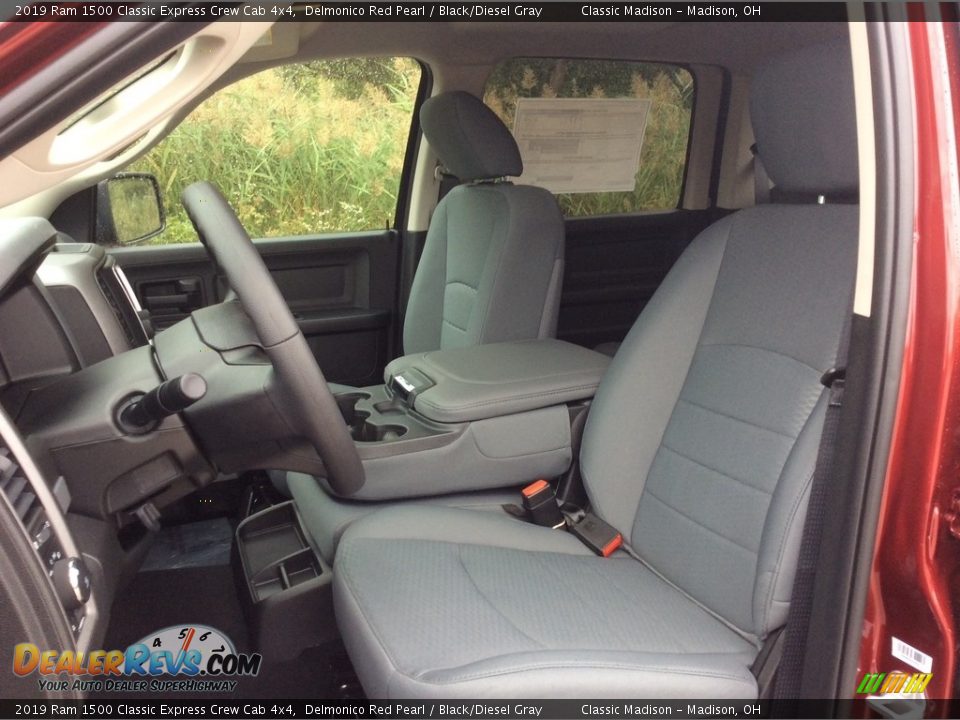 Black/Diesel Gray Interior - 2019 Ram 1500 Classic Express Crew Cab 4x4 Photo #10