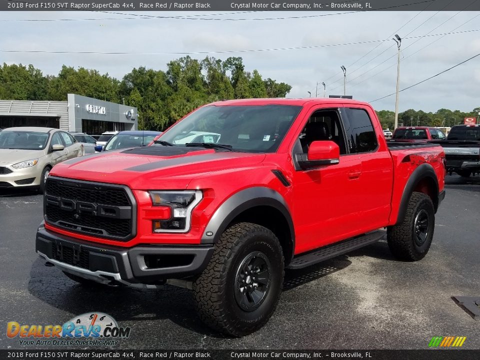 Front 3/4 View of 2018 Ford F150 SVT Raptor SuperCab 4x4 Photo #1