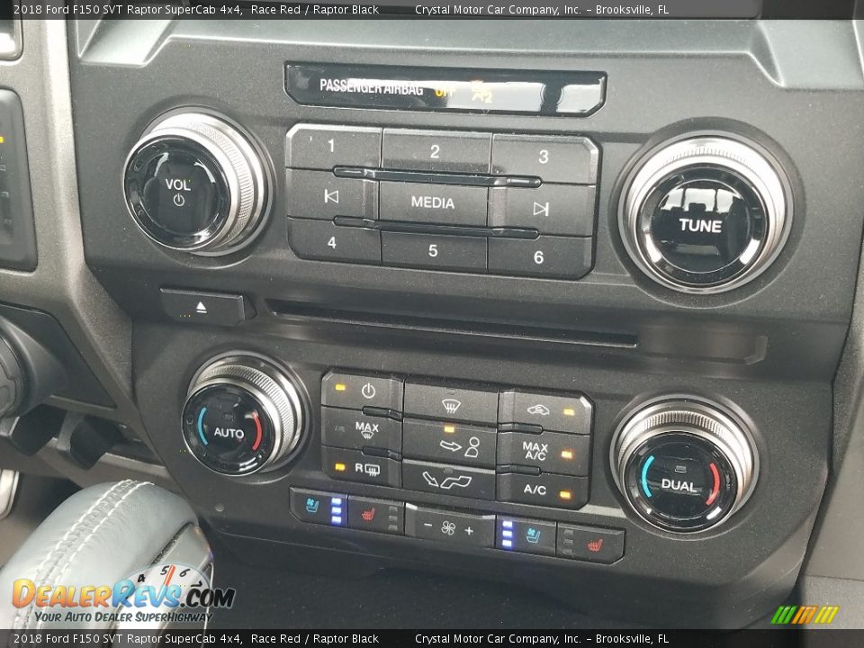 Controls of 2018 Ford F150 SVT Raptor SuperCab 4x4 Photo #16