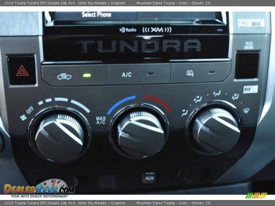 2019 Toyota Tundra SR5 Double Cab 4x4 Silver Sky Metallic / Graphite Photo #29