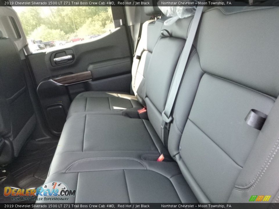 2019 Chevrolet Silverado 1500 LT Z71 Trail Boss Crew Cab 4WD Red Hot / Jet Black Photo #12